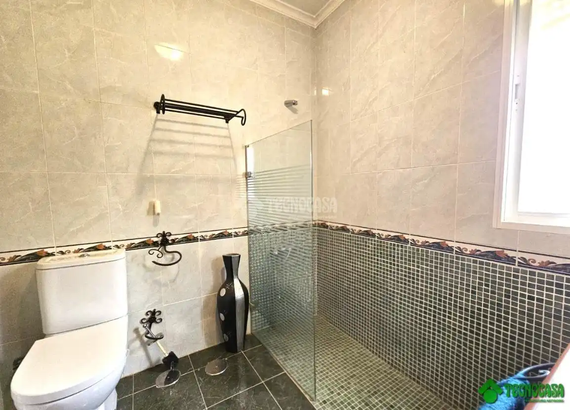 Casa adosada en venta en Pedanías - Extrarradio