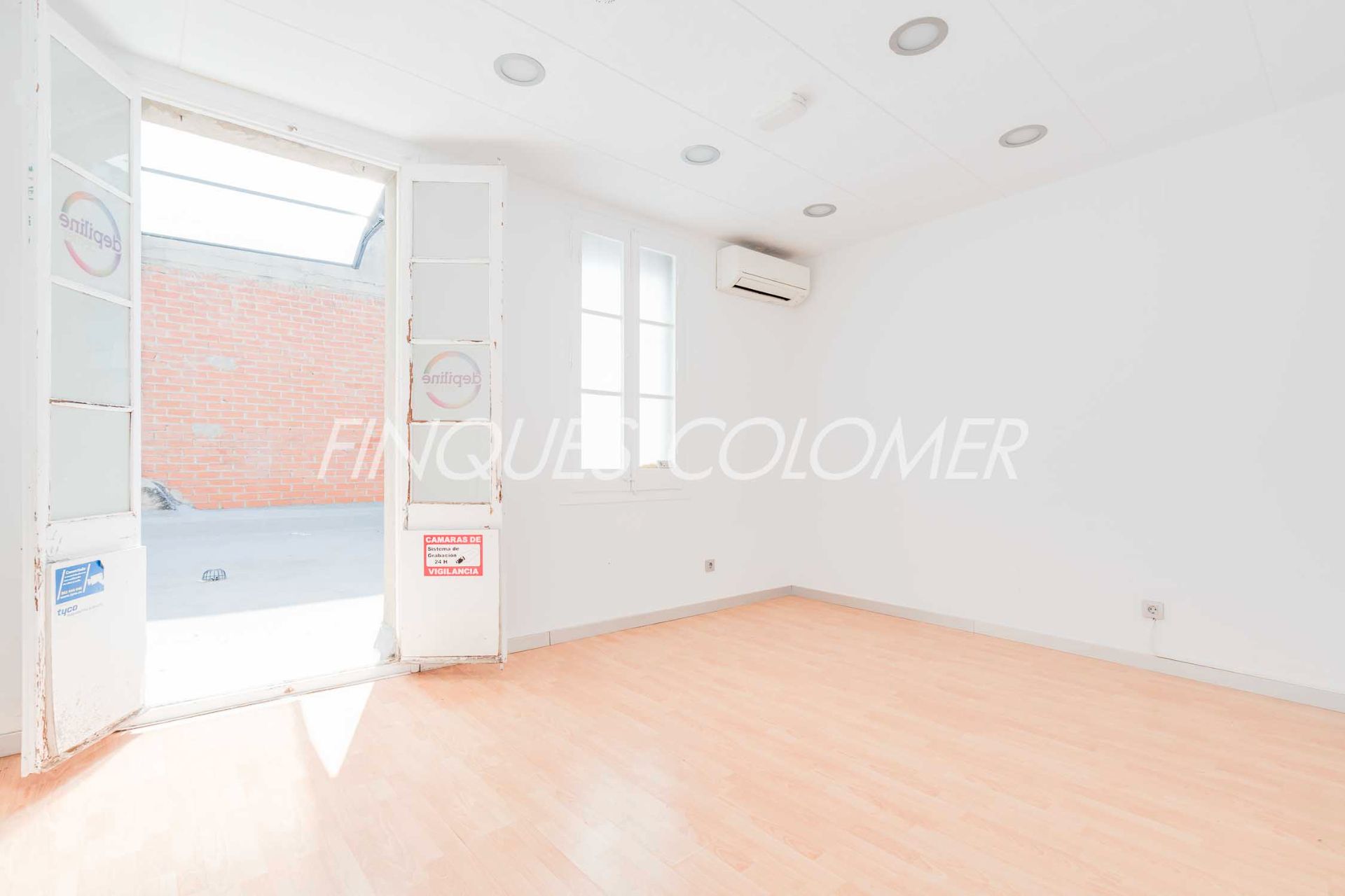 Gebaude zum Verkauf in Rubí mit Alarm