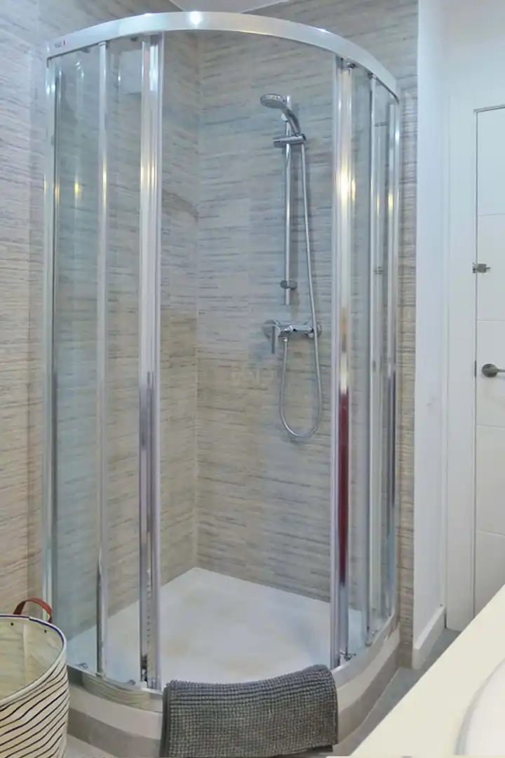 Baño de Ático en venta en Barcelona con Aire acondicionado y Calefacción