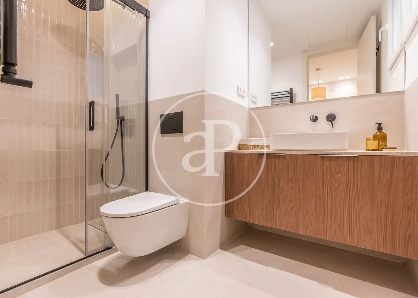 Bathroom of Flat for sale in Madrid  with Heating and Furnished
