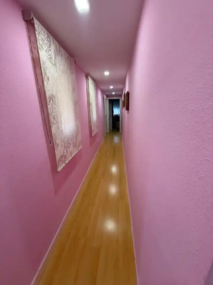 Wohnung zum Verkauf in Málaga mit Klimaanlage und Terrasse