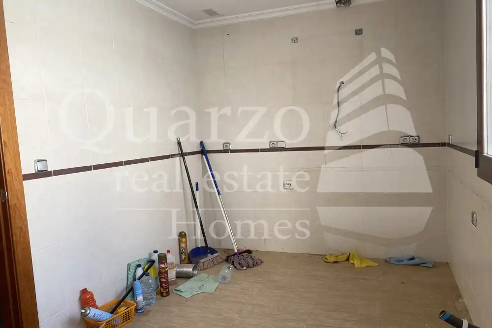Casa adosada en venda en El Bonillo amb Calefacció
