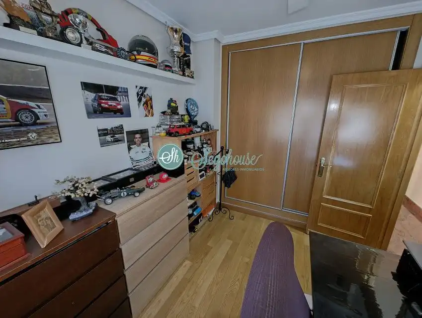 Habitación de Casa o chalet en venta en Segovia con Calefacción y Trastero