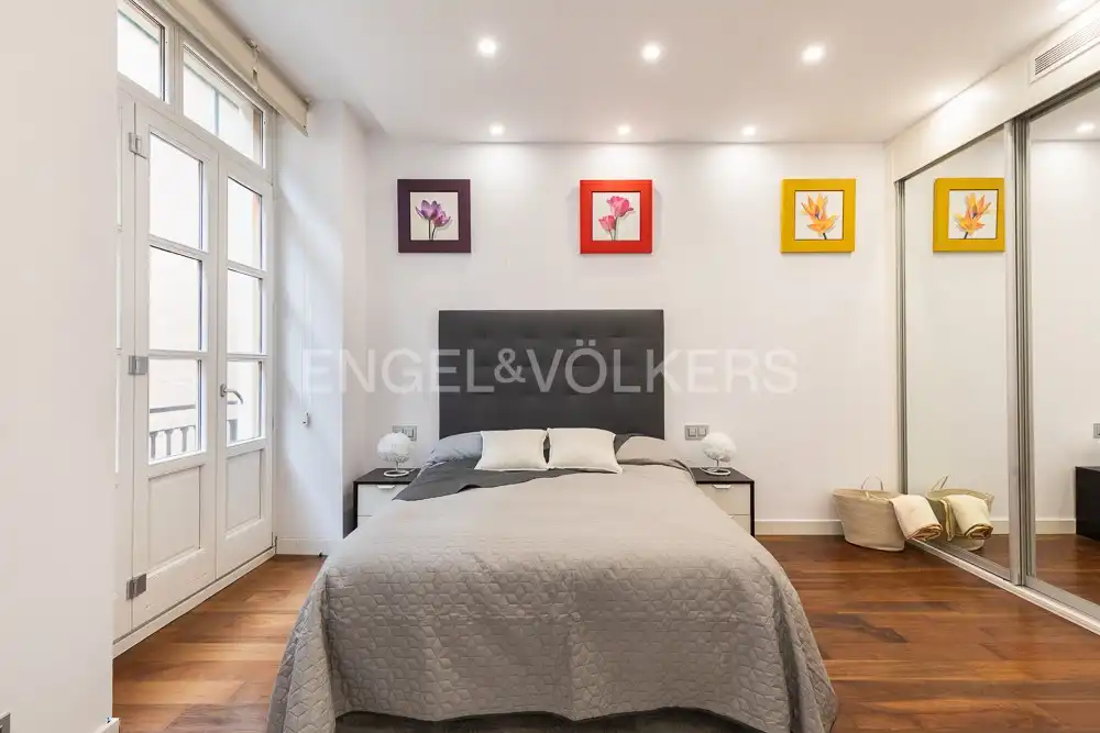 Dormitori de Pis de lloguer en Valencia amb Aire condicionat, Calefacció i Parquet