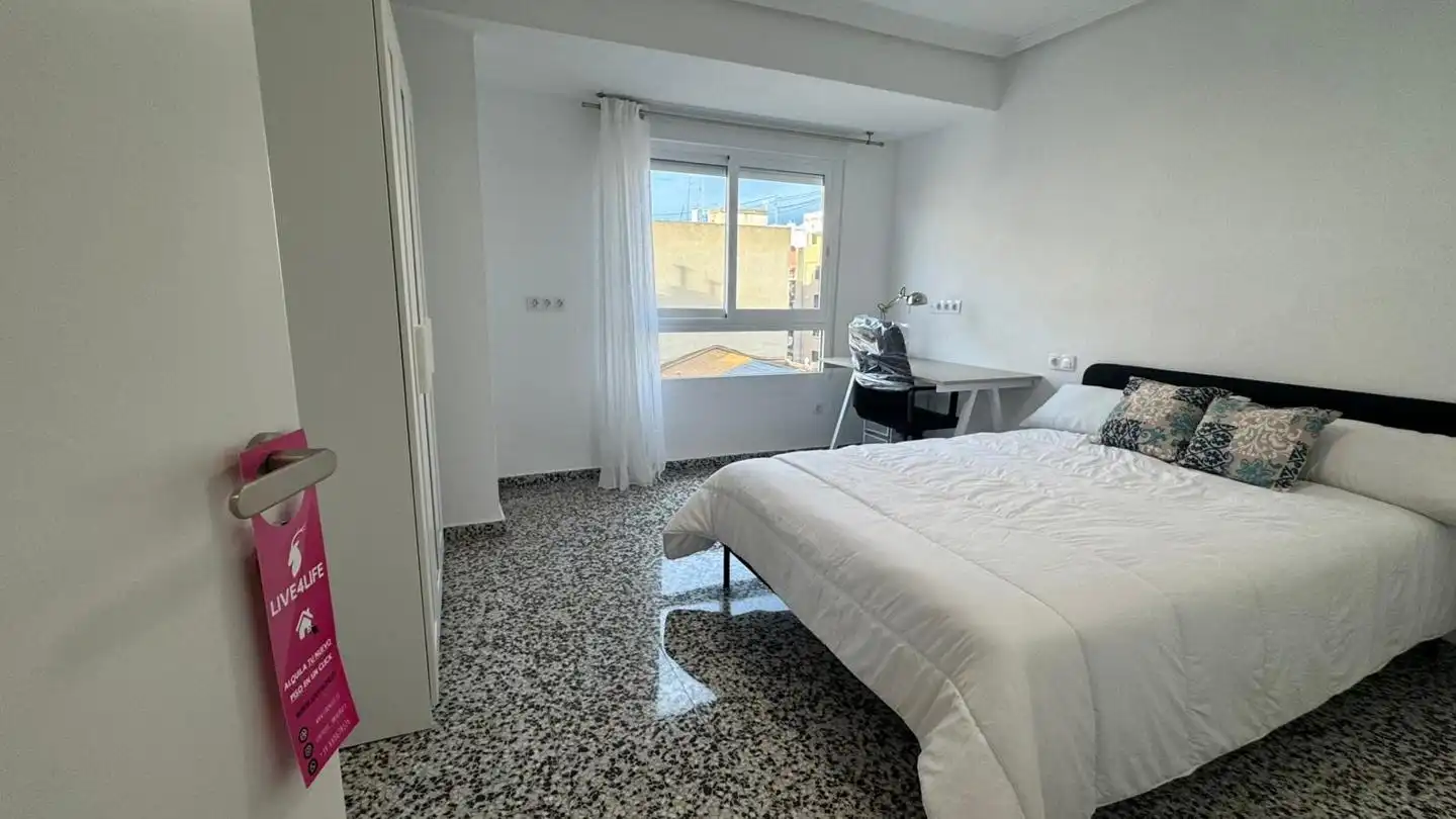 Zimmer in Mestre Marçal, Torrefiel