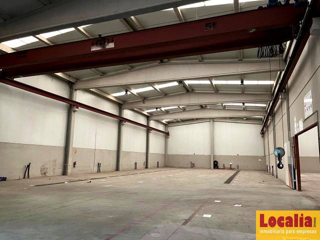 Nave industrial en Alquiler en Peñacastillo - Nueva Montaña