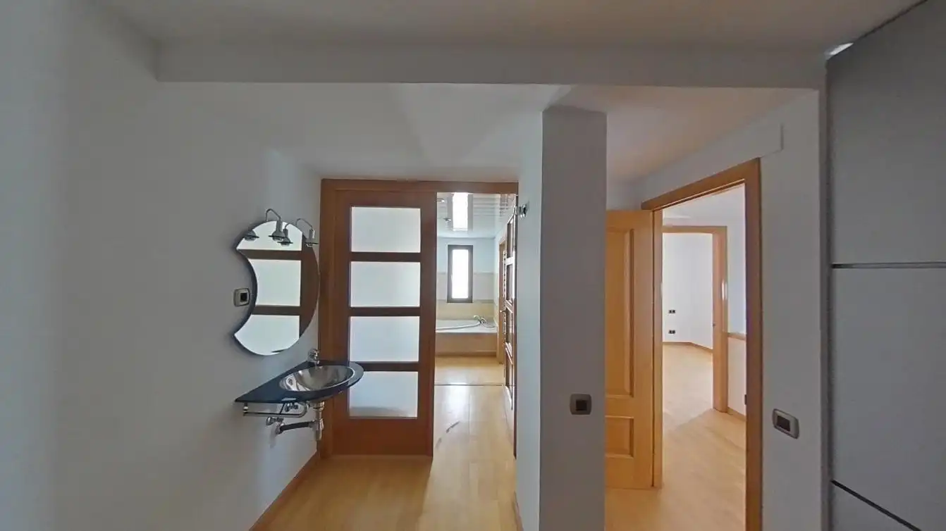 Dúplex en venta en Cerdanyola del Vallès con Calefacción y Terraza