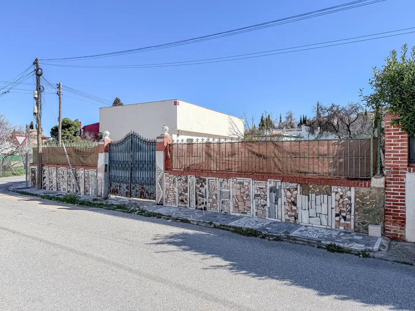 Exterior view of Houses for sale in Villa de Otura  with Air Conditioner, Heating and Terrace