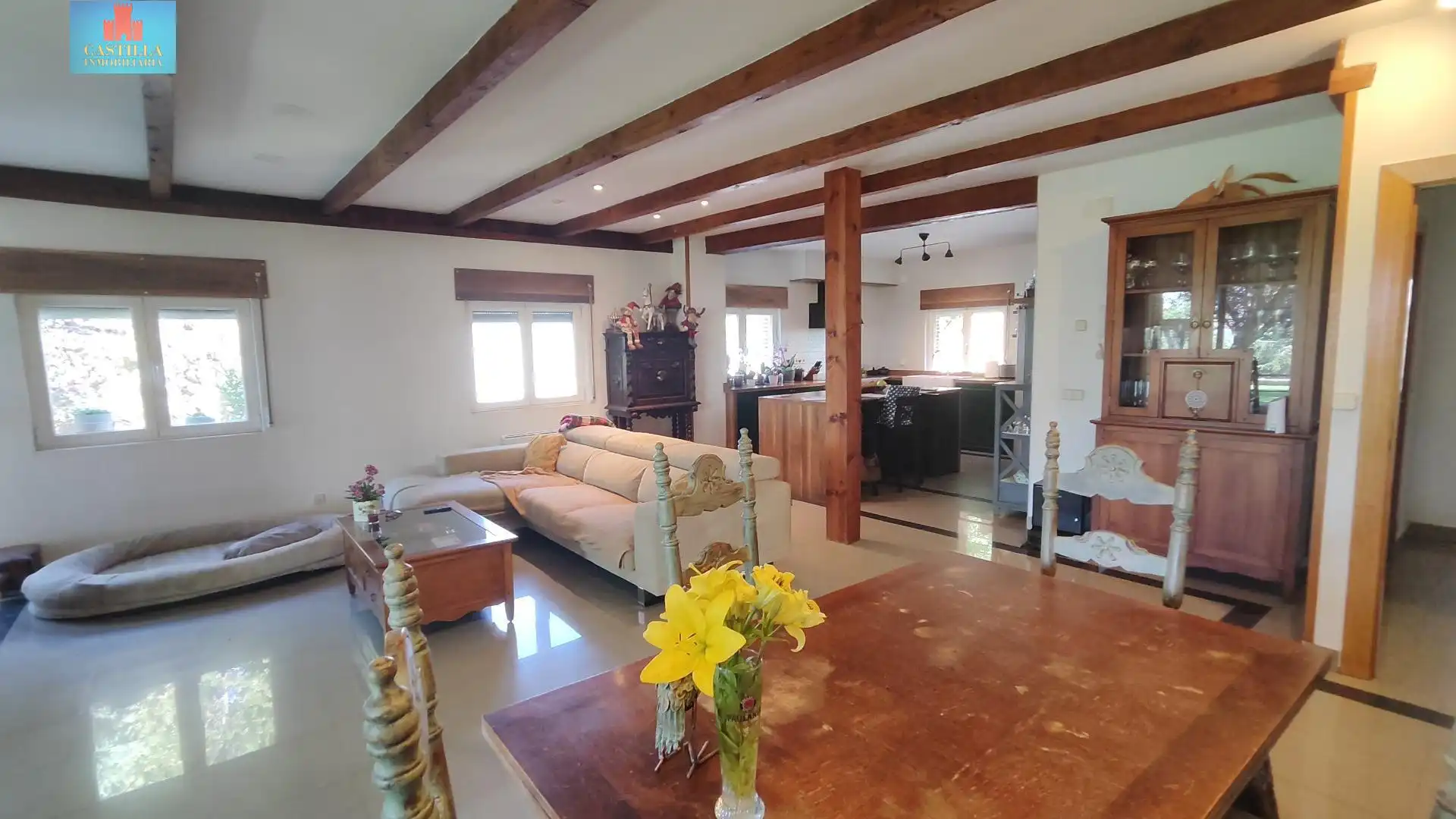 Sala de estar de Finca rústica en venta en Muñopepe con Calefacción, Jardín privado y Trastero