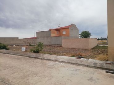 Terreni e lotti in vendita a IV CENTENARIO