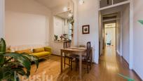 Living room of Flat for sale in  Barcelona Capital  with Air Conditioner, Heating and Parquet flooring