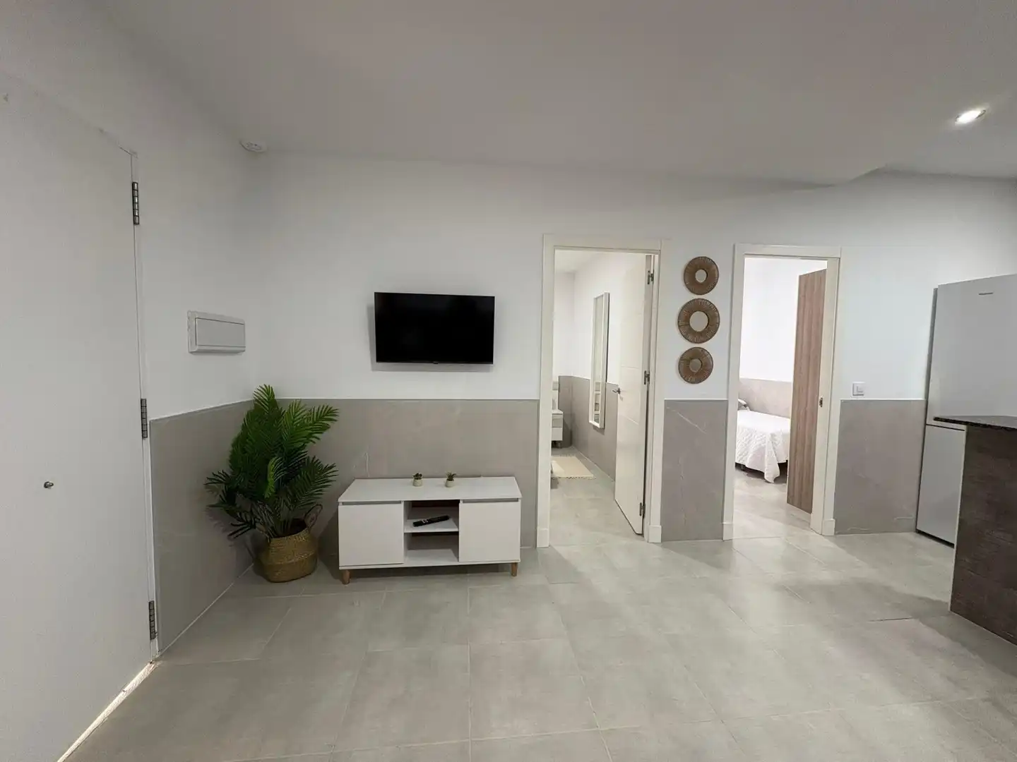 Sala d'estar de Casa o xalet de lloguer en Chiclana de la Frontera amb Aire condicionat, Jardí privat i Moblat