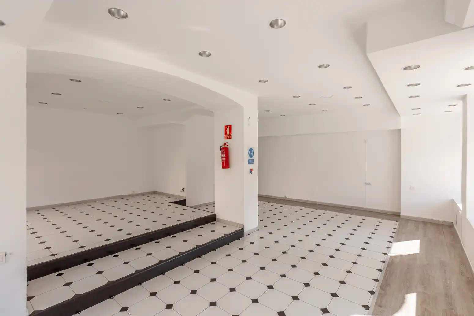Local comercial de lloguer a Pamplona-Iruña - CALLE ITURRAMA 34, imagen 6