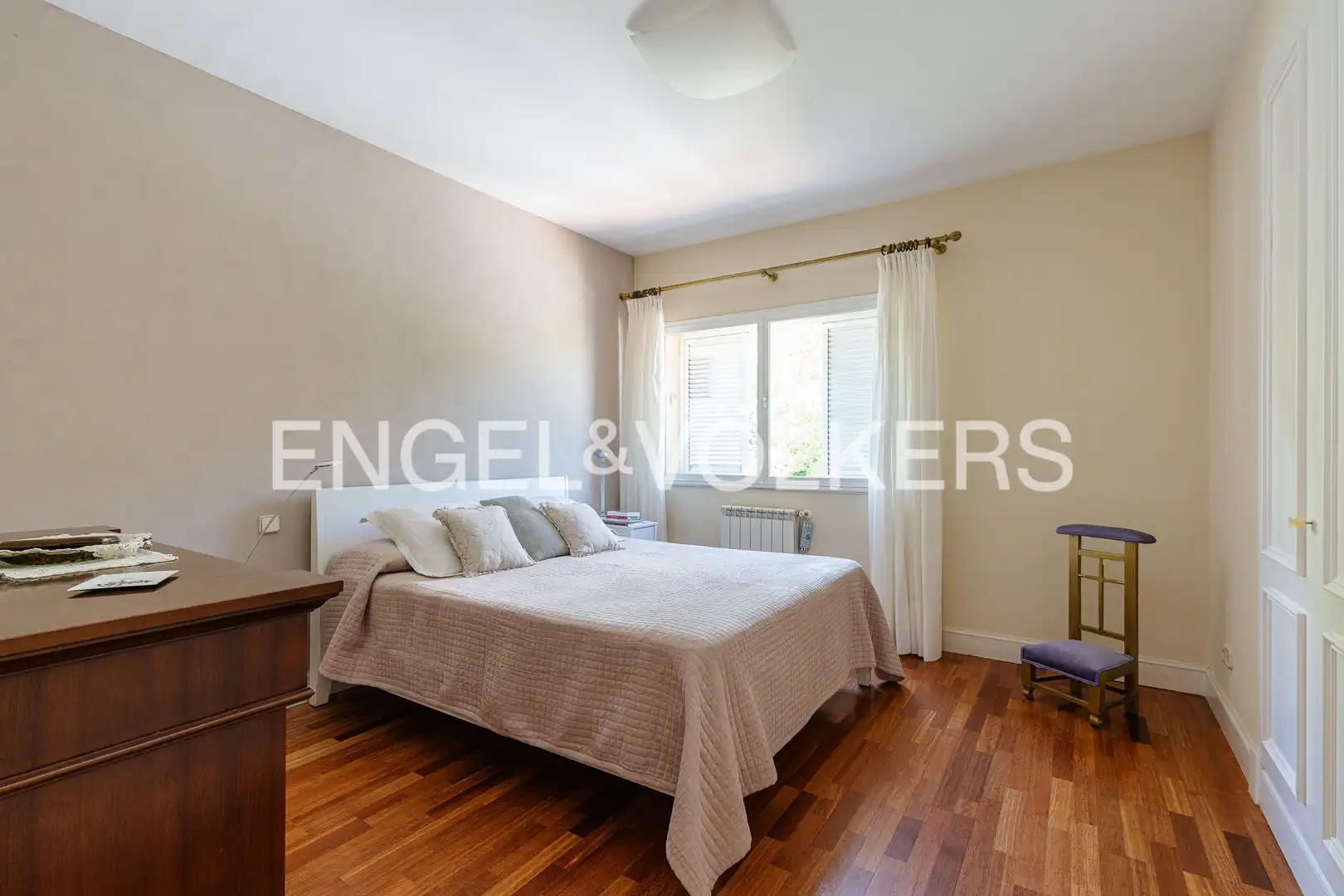 Bedroom of Detached homes for sale in El Escorial  with Heating, Private garden and Terrace