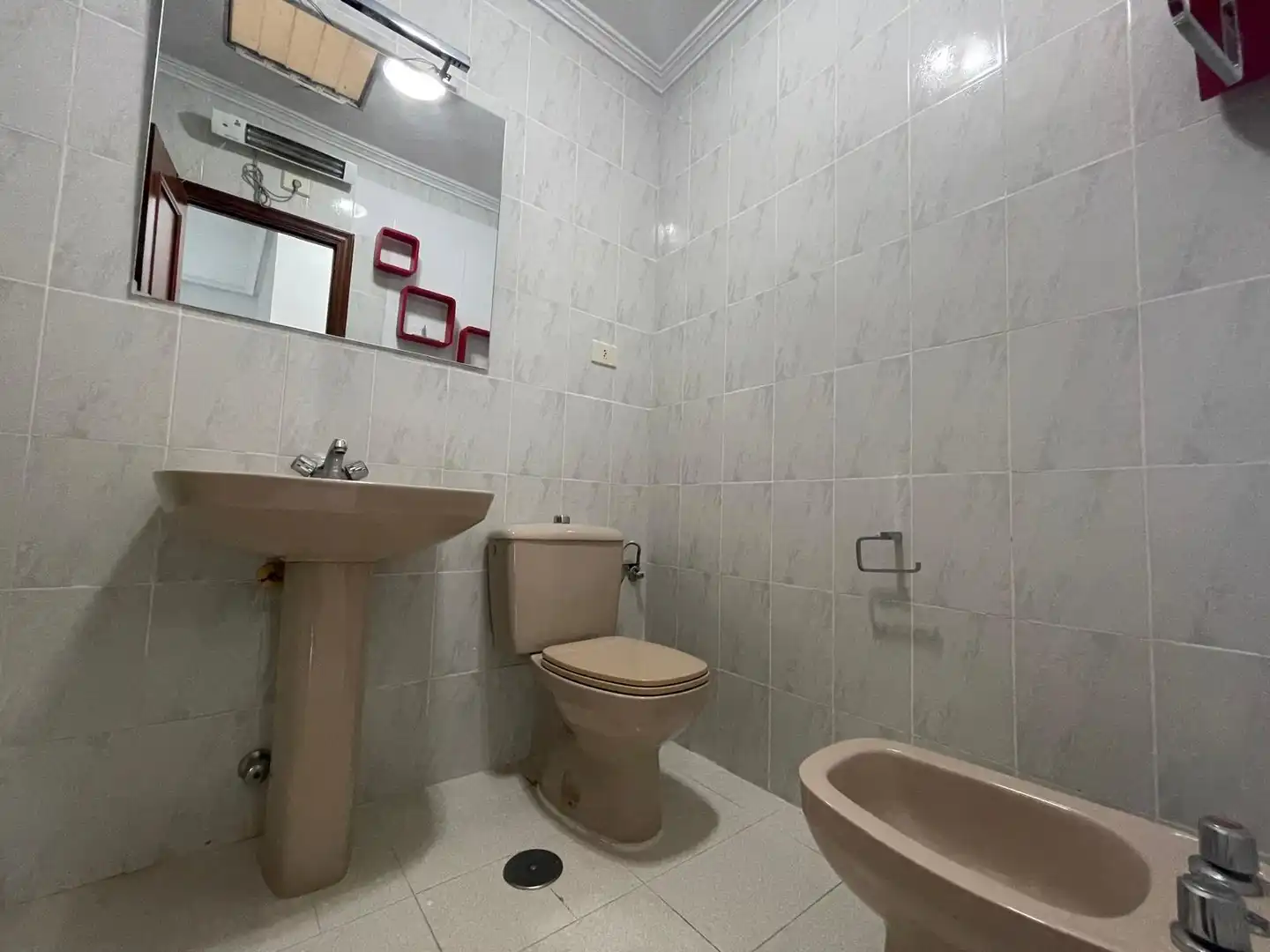 Baño de Casa adosada en venta en San Pedro del Pinatar con Jardín privado, Amueblado y Piscina comunitaria