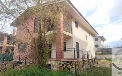 Exterior view of House or chalet for sale in Las Ventas de Retamosa