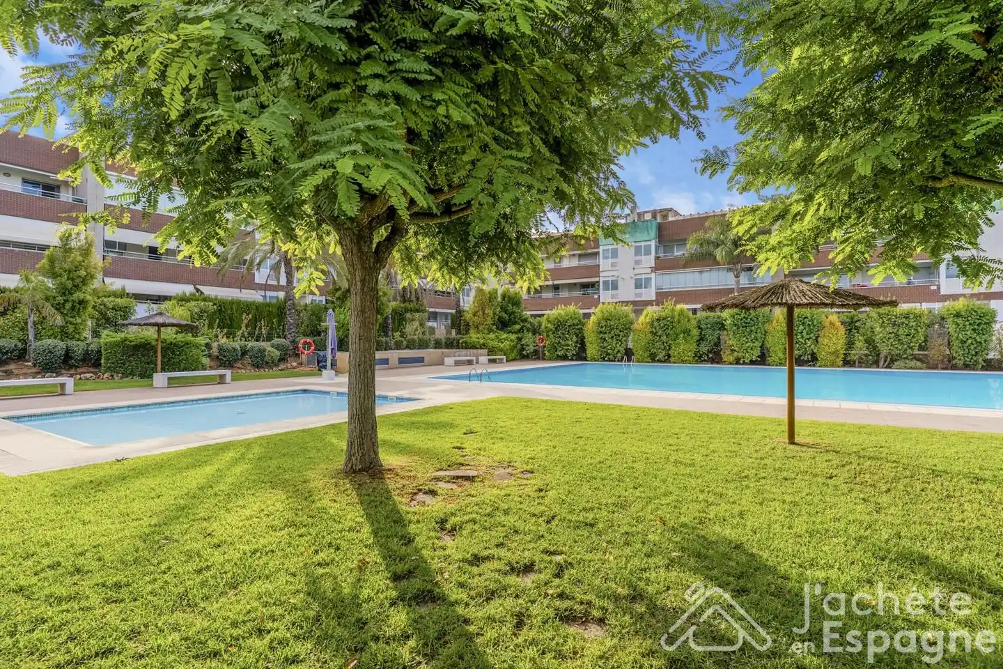 Swimming pool of Flat for sale in Rocafort  with Air Conditioner and Terrace