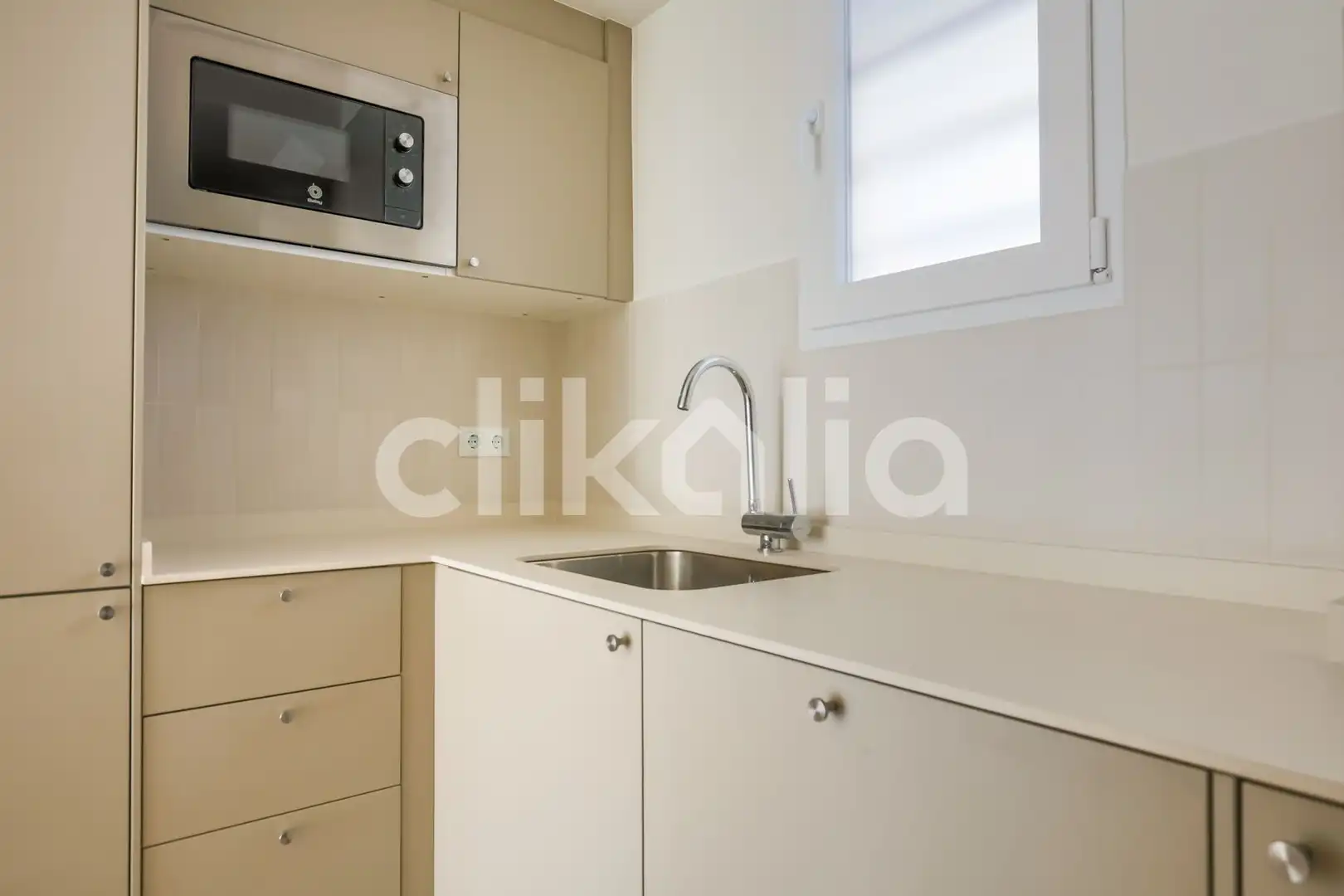 Kitchen of Flat for sale in Madrid  with Air Conditioner, Heating and Terrace