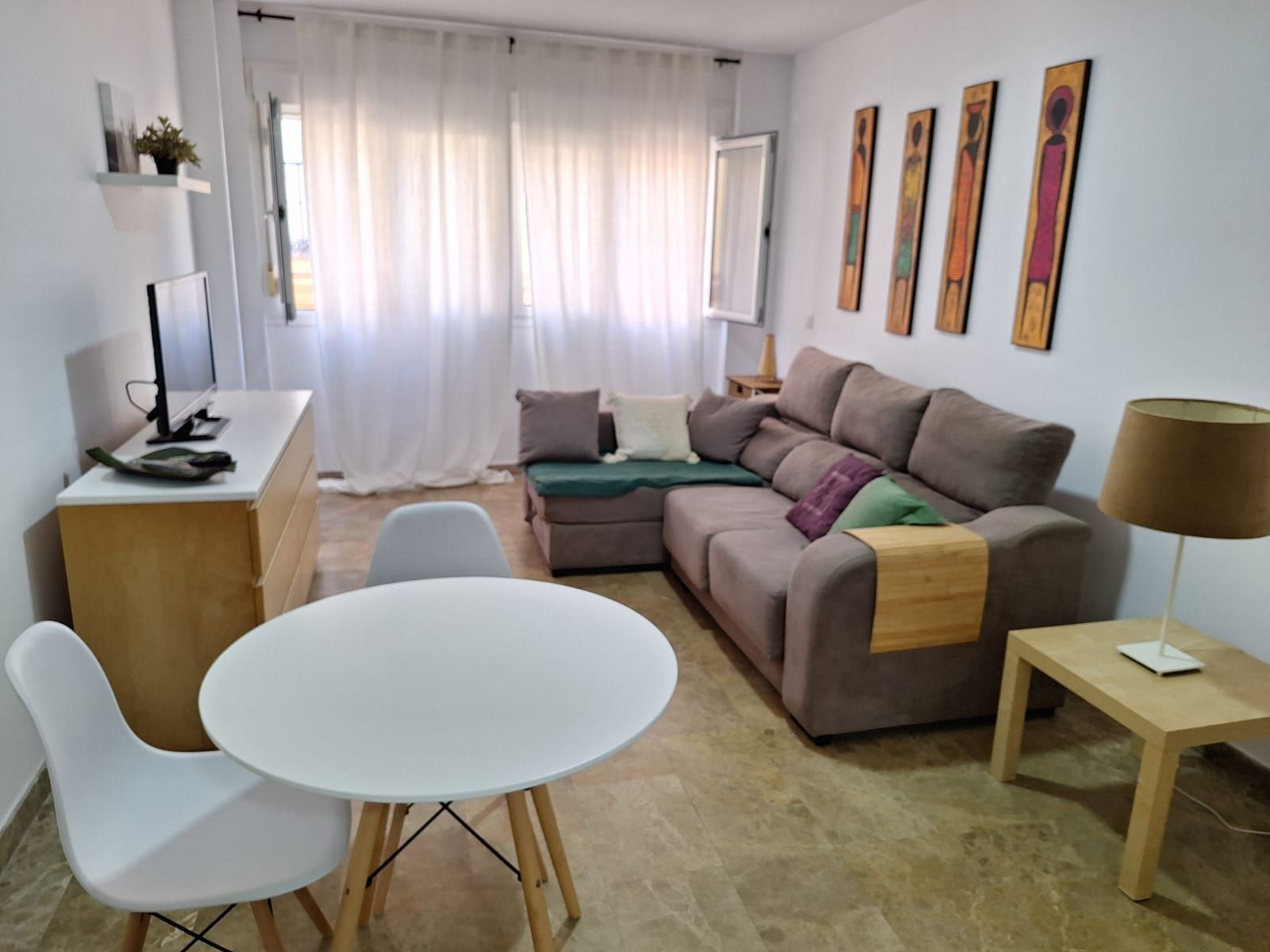 Flat to rent in Calle Gibraltar, Huerta Fava - Santiago