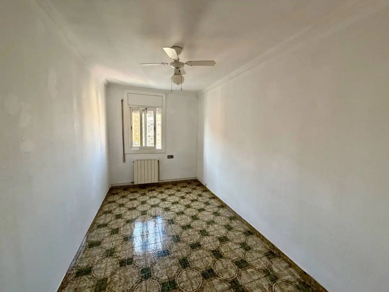 Bedroom of Flat for rent in Sabadell  with Heating and Balcony