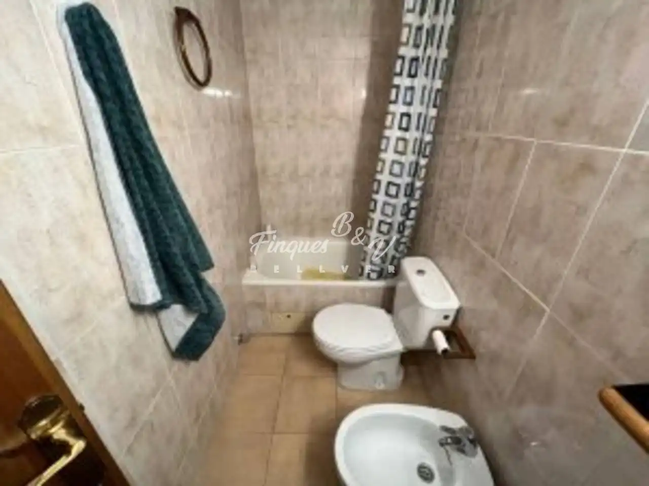 Bathroom of Flat for rent in Llívia  with Heating, Parquet flooring and Storage room