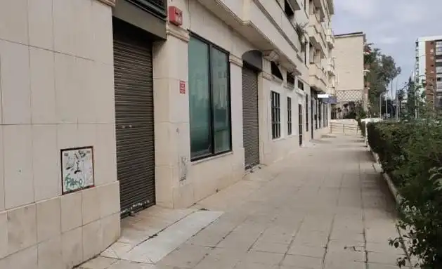 Business premises for sale in Sur, imagen 4