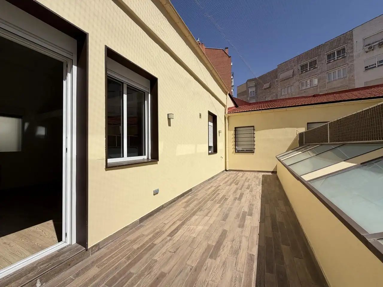 Maisonette zur Miete in Calle Alcalá, Goya