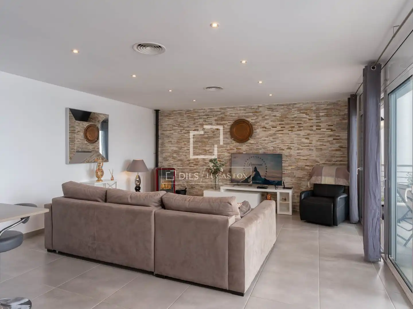 Living room of Houses for sale in Roses  with Air Conditioner, Heating and Terrace