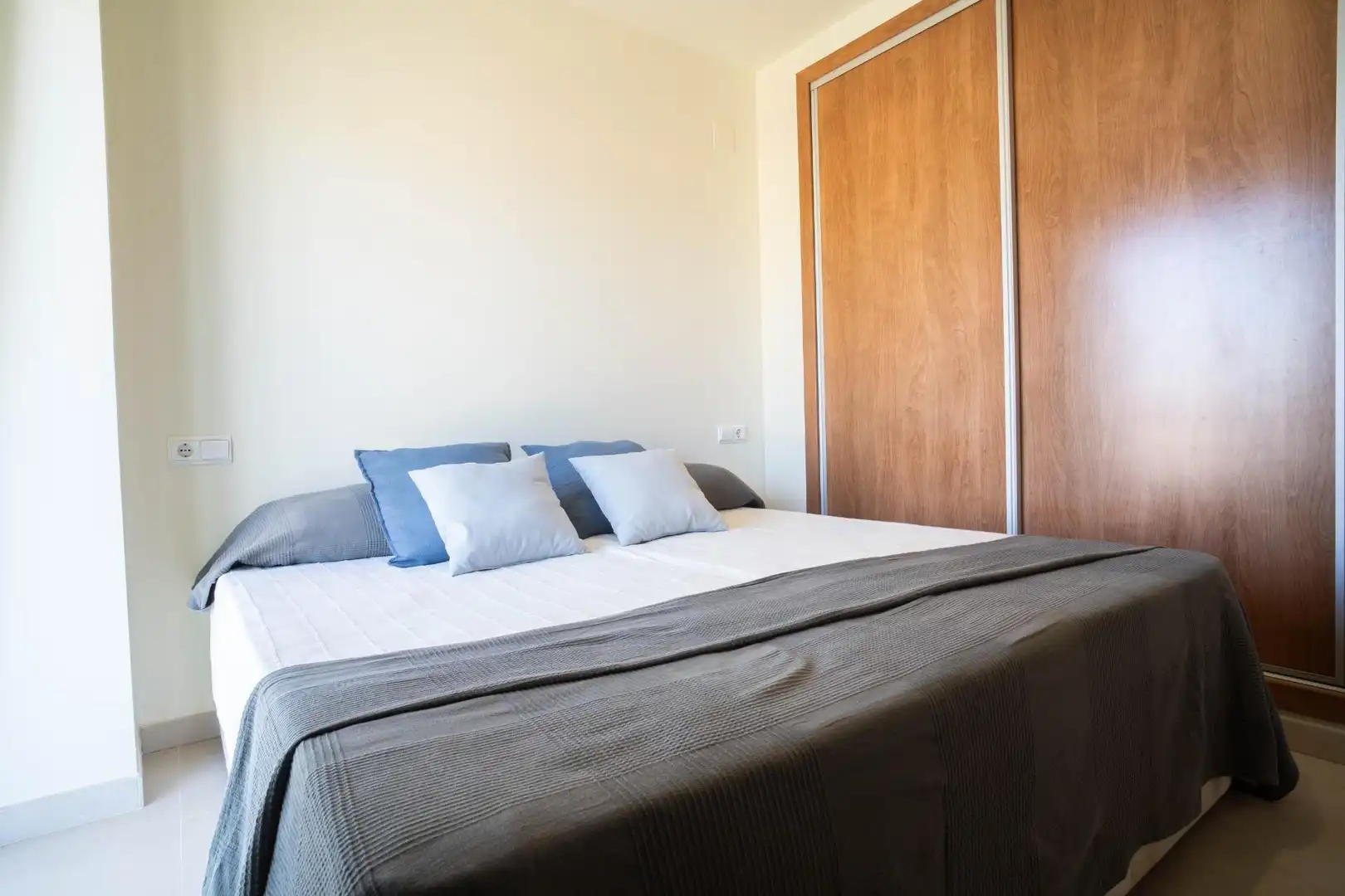 Bedroom of Apartments for sale in Oropesa del Mar / Orpesa  with Air Conditioner, Private garden and Terrace