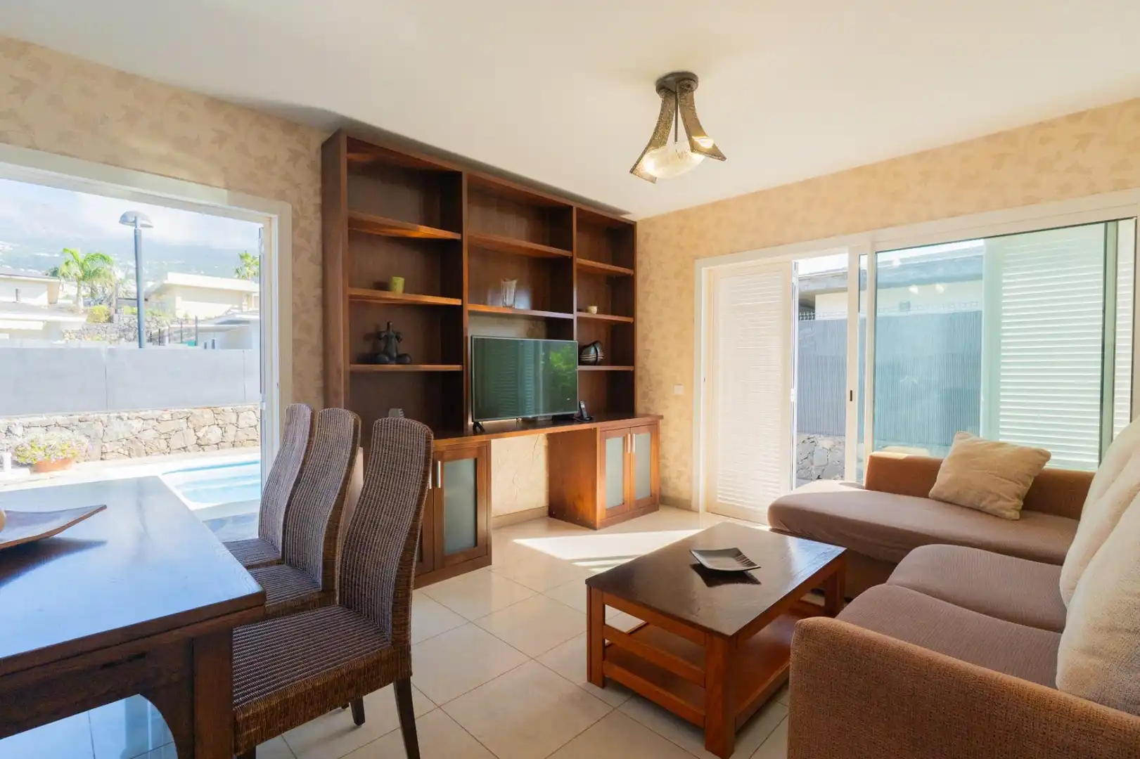 Sala d'estar de Casa o xalet de lloguer en La Orotava amb Jardí privat, Parquet i Terrassa