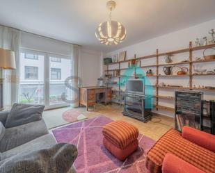 Living room of Flat for sale in Oviedo   with Heating, Parquet flooring and Terrace