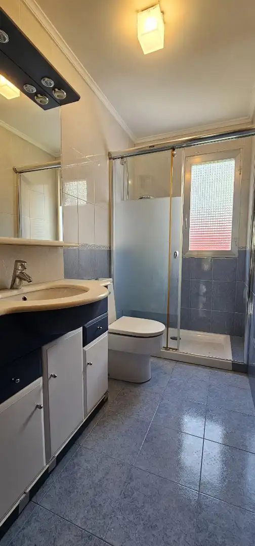 Flat for sale in Francisco Gomez Kalea, Bagatza - San Vicente
