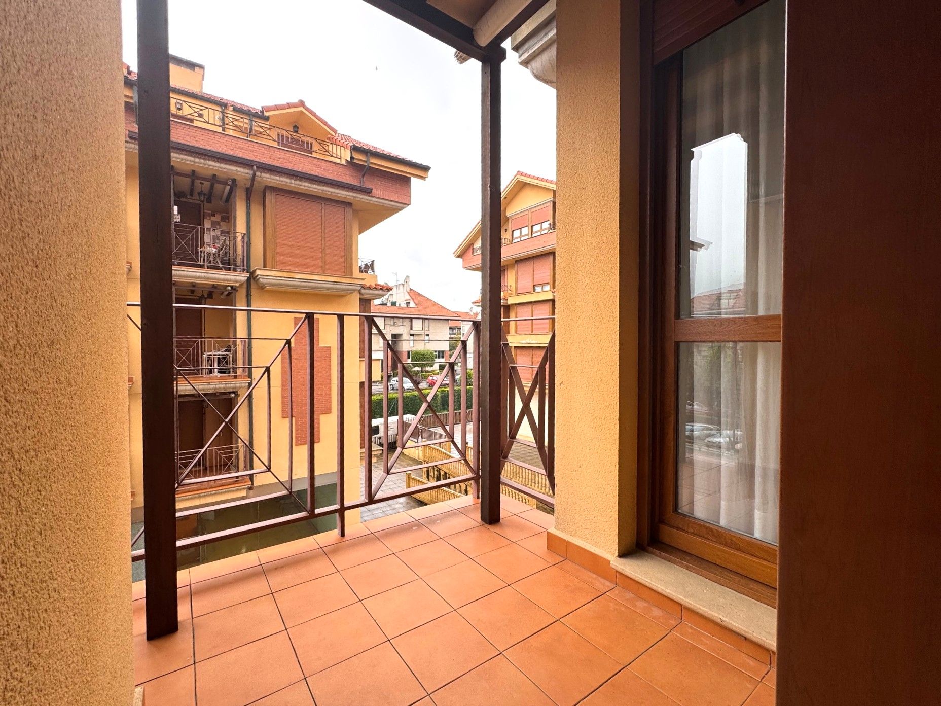Balcony of Flat for sale in Noja  with Heating, Parquet flooring and Terrace