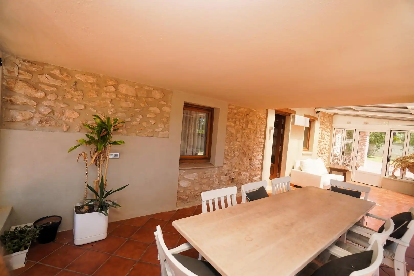 Terrassa de Finca rústica en venda en El Vendrell amb Aire condicionat, Jardí privat i Piscina