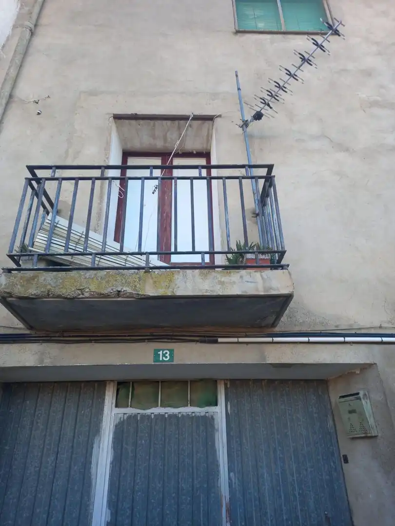 Terrassa de Casa o xalet en venda en Riba-roja d'Ebre amb Traster, Moblat i Balcó