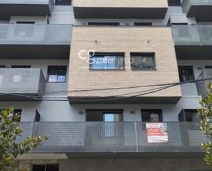 Vista exterior de Àtic en venda en L'Hospitalet de Llobregat amb Calefacció i Terrassa