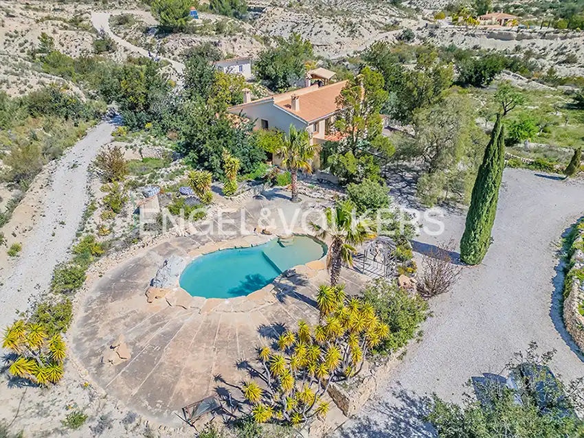 Chalet con terraza en venta en Jijona / Xixona