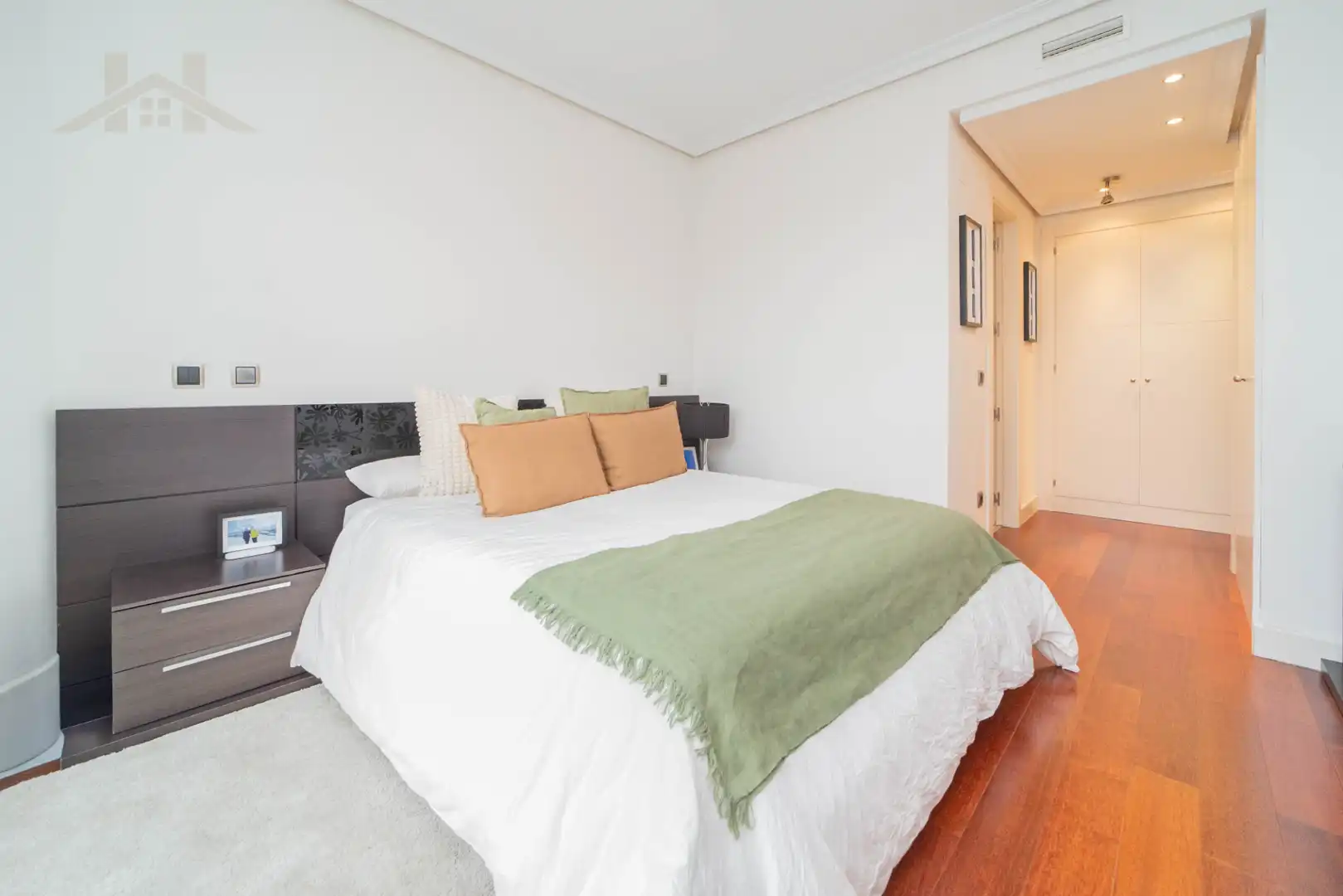 Habitación de Piso en venta en Zona Monte El Pilar