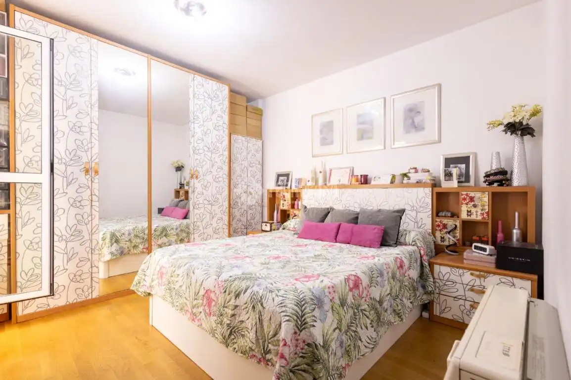 Habitación de Piso en venta en Castellanos de Moriscos con Calefacción, Terraza y Trastero