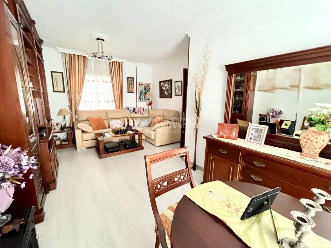 Sala de estar de Casa adosada en venta en San Fernando con Aire acondicionado y Terraza