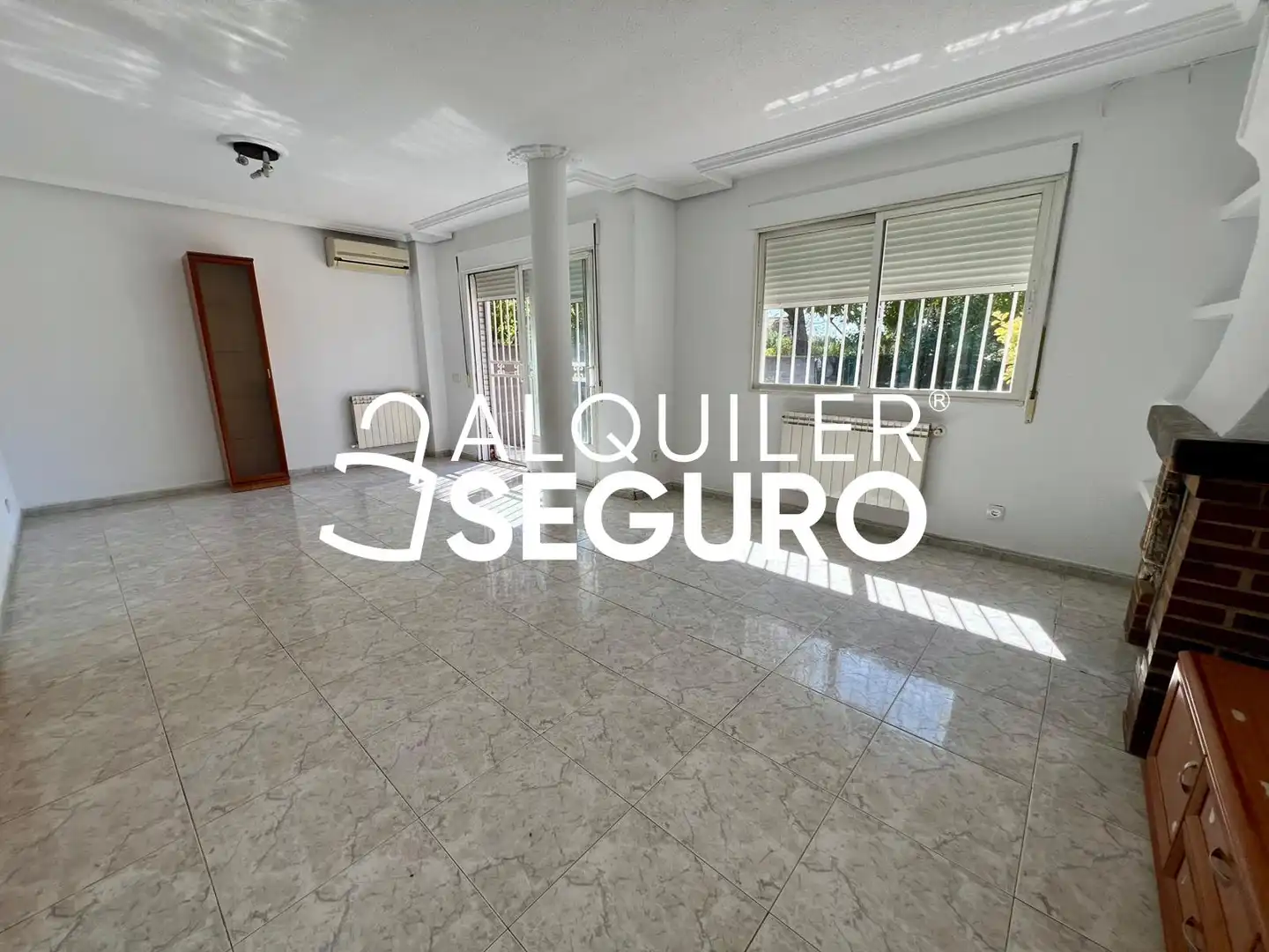 Exterior view of Houses for rent in Daganzo de Arriba  with Air Conditioner, Heating and Terrace