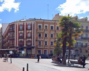 Exterior view of Attic to rent in Valladolid Capital  with Air Conditioner, Heating and Terrace