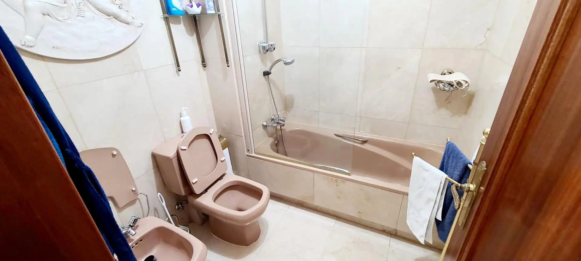 Baño de Piso en venta en Madrid con Aire acondicionado, Calefacción y Parquet