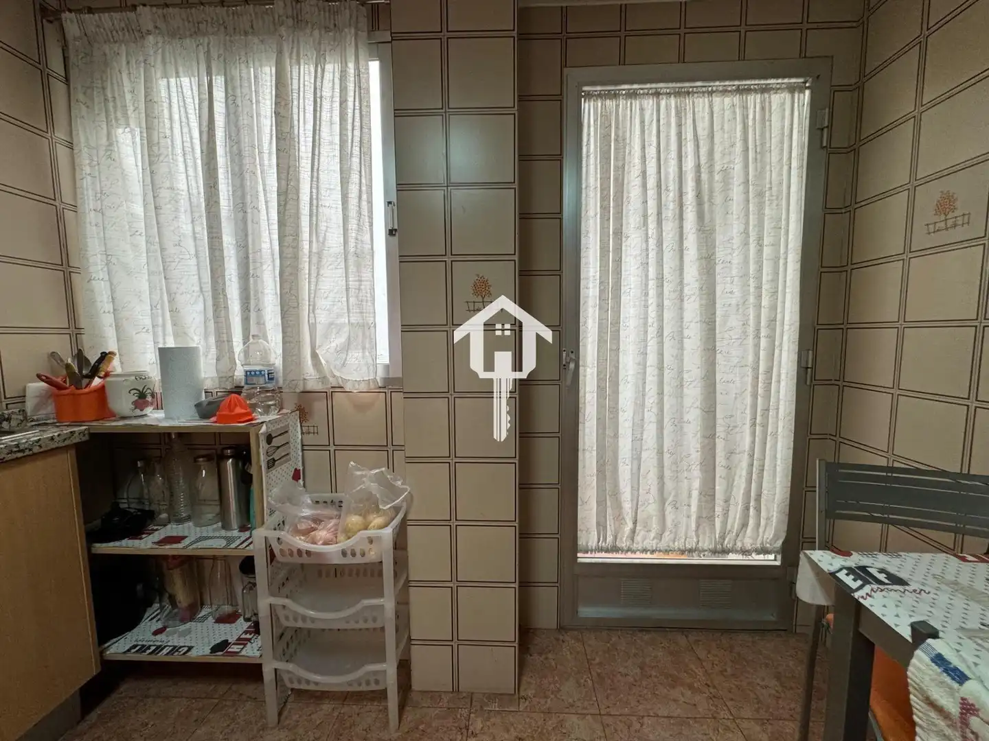 Wohnung zum Verkauf in Alicante / Alacant mit Privatgarten und Balkon