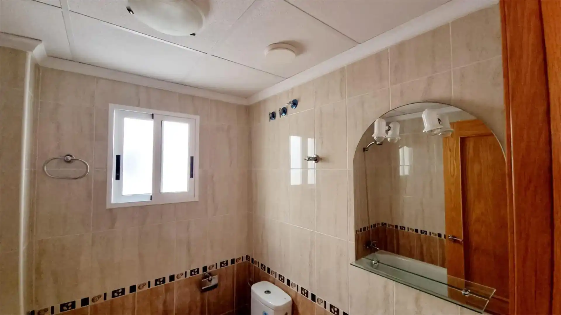 Bany de Apartament en venda en Torrevieja