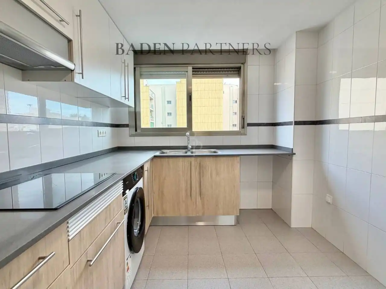 Flat with lift to rent in Casco Urbano, imagen 7