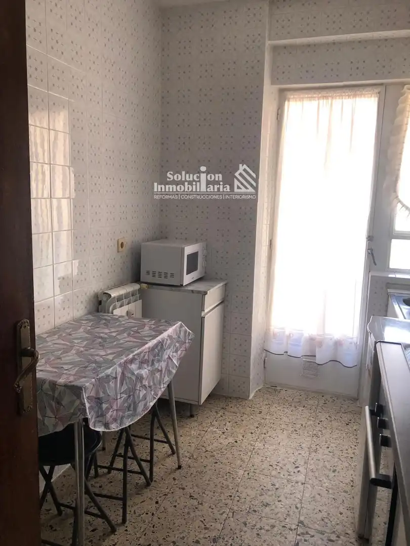 Piso con ascensor en alquiler en San Bernardo - Carmelitas - Campus, imagen 10