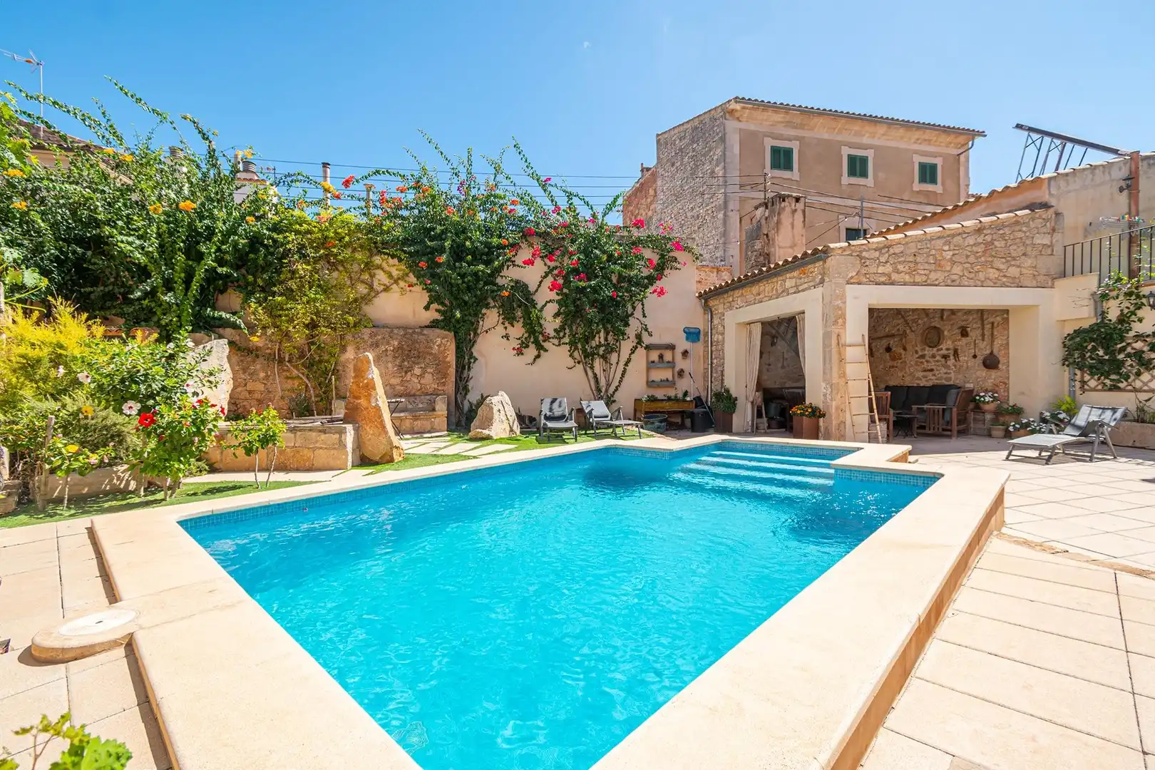 Swimming pool of Houses for sale in Santanyí  with Private garden, Terrace and Storage room