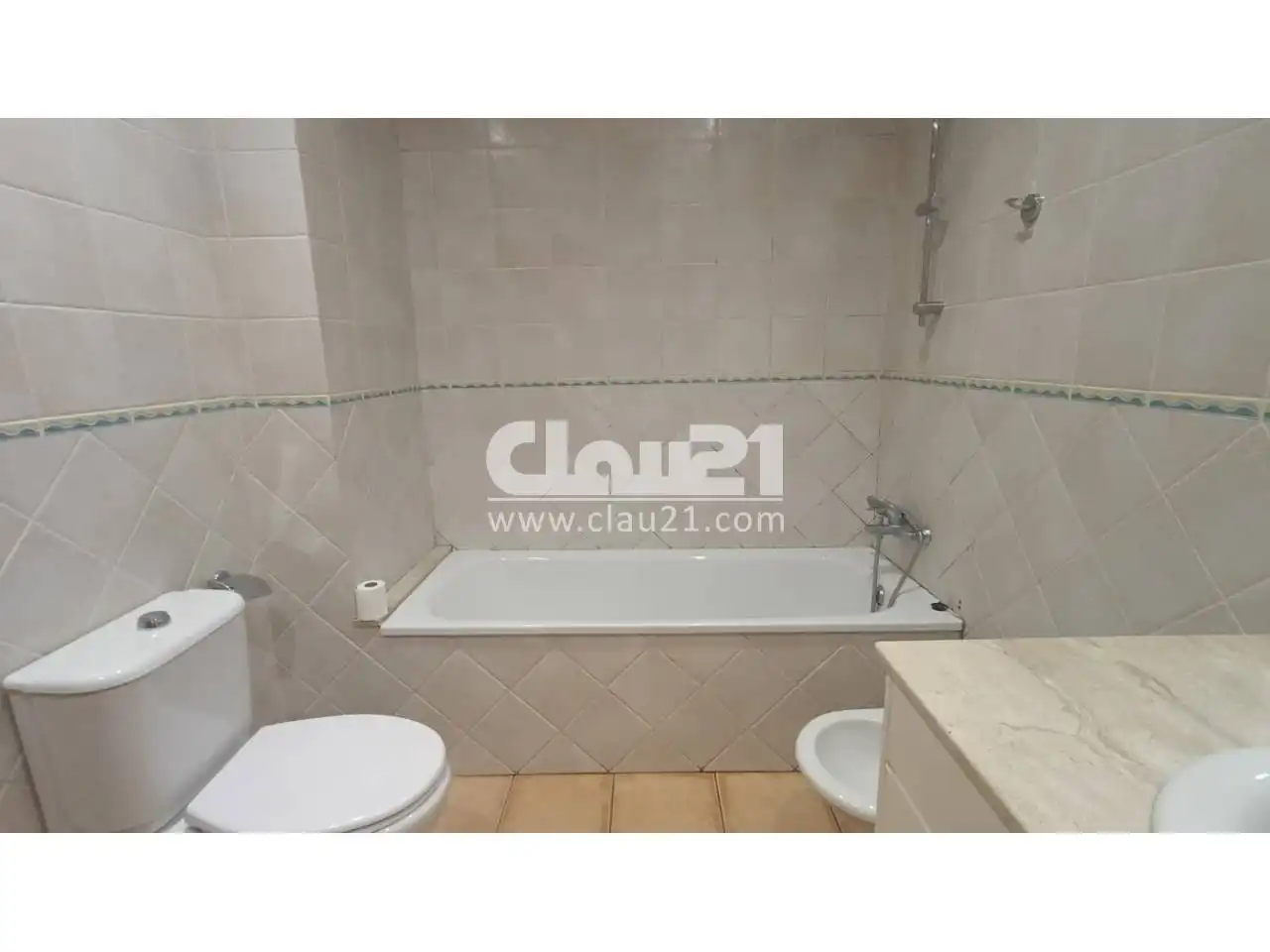 Bathroom of Flat for sale in Avià  with Heating, Terrace and Storage room
