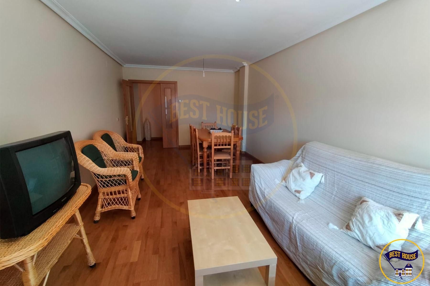 Exterior view of Flat for sale in Cuenca Capital  with Heating, Terrace and Storage room